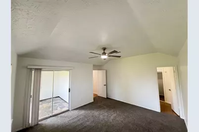 3910 Ebury Drive, Houston, TX 77066 - Photo 15