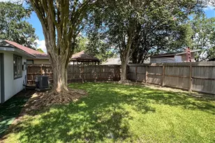 3910 Ebury Dr, Houston, TX 77066 - Photo 41