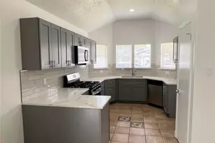3910 Ebury Dr, Houston, TX 77066 - Photo 5