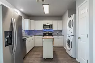 442 Pompano St, Bayou Vista, TX 77563 - Photo 7