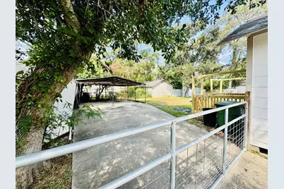 2305 Beaumont Avenue, Liberty, TX 77575 - Photo 33