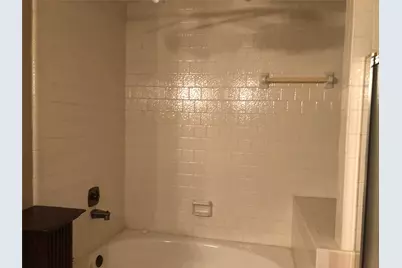 8715 Lawncliff Lane, Houston, TX 77040 - Photo 11