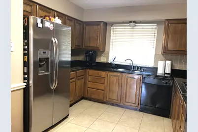 8715 Lawncliff Lane, Houston, TX 77040 - Photo 3