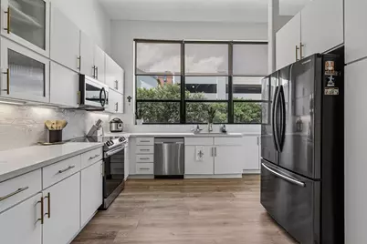 2305 Camden Drive #B, Houston, TX 77021 - Photo 9