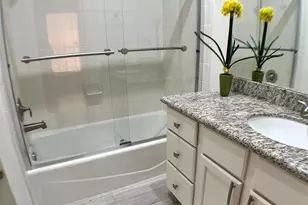 913 Birdsall St, Houston, TX 77007 - Photo 29