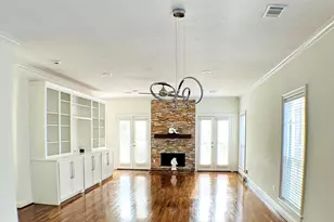 913 Birdsall St, Houston, TX 77007 - Photo 7