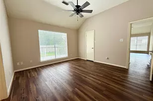 4006 Hunnington Dr, Conroe, TX 77303 - Photo 19