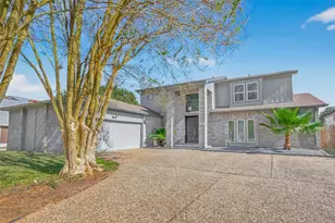 1709 Coles Farm Dr, Sugar Land, TX 77478 - Photo 1