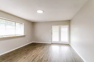 5014 Hasie Dr, Houston, TX 77032 - Photo 5
