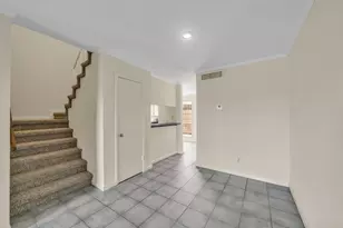 6111 Beverly Hill St, Houston, TX 77057 - Photo 9