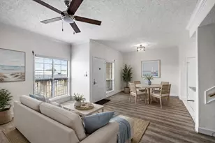 921 Marine Dr, Galveston, TX 77550 - Photo 3
