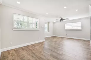 5622 Canterway Dr, Houston, TX 77048 - Photo 5