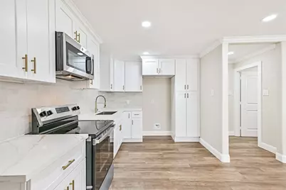 5622 Canterway Drive, Houston, TX 77048 - Photo 9