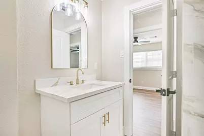 5622 Canterway Drive, Houston, TX 77048 - Photo 15