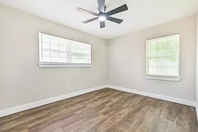 5622 Canterway Drive, Houston, TX 77048 - Photo 17
