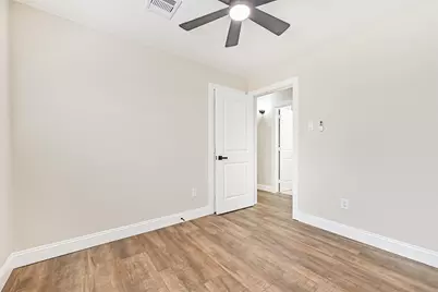 5622 Canterway Drive, Houston, TX 77048 - Photo 19