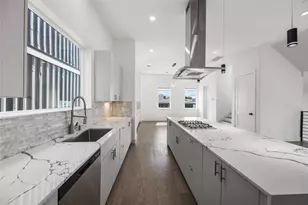 2111 McGowen St, Houston, TX 77004 - Photo 15