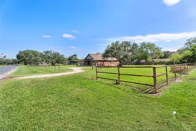 119 Hackberry Street, Louise, TX 77455 - Photo 33