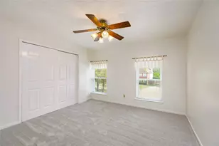 9718 Deverell Dr, Sugar Land, TX 77498 - Photo 25