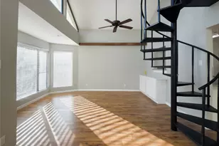 10031 Haddington Dr, Houston, TX 77080 - Photo 9