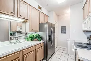 351 Lakeside Ln, Houston, TX 77058 - Photo 13