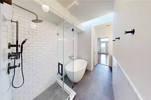 310 S Jensen Dr, Houston, TX 77003 - Photo 17