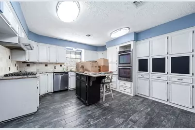 10 Kenny Court, Alvin, TX 77511 - Photo 15