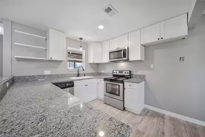 4614 Edgemore St Street, Santa Fe, TX 77517 - Photo 13