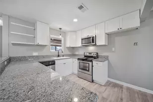 4614 Edgemore St St, Santa Fe, TX 77517 - Photo 13