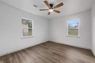 1108 Nottingham Dr, Angleton, TX 77515 - Photo 17