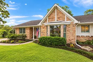 4907 Golf Dr, Houston, TX 77018 - Photo 1