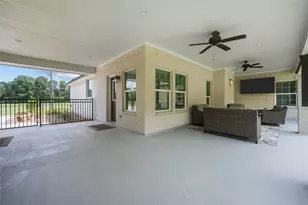 572 Pinchback Dr, Anahuac, TX 77514 - Photo 33