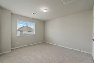 2205 Angie Kaye Dr, Conroe, TX 77301 - Photo 35