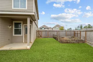 2205 Angie Kaye Dr, Conroe, TX 77301 - Photo 39