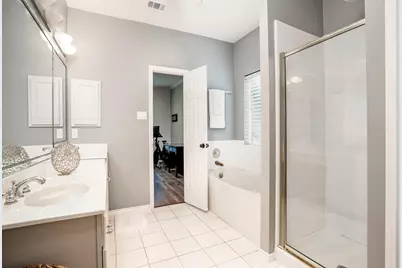 8915 Wallington Drive, Houston, TX 77096 - Photo 13