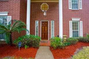 8915 Wallington Dr, Houston, TX 77096 - Photo 3
