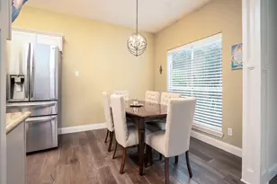 8915 Wallington Dr, Houston, TX 77096 - Photo 17