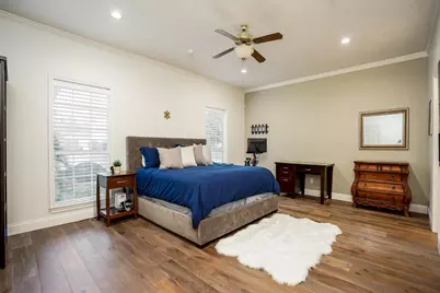 8915 Wallington Drive, Houston, TX 77096 - Photo 9
