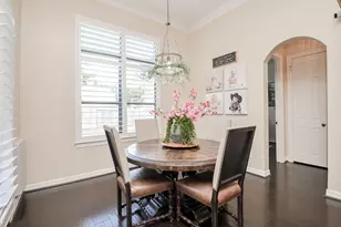 2015 Shadow Bend Dr, Sugar Land, TX 77479 - Photo 19