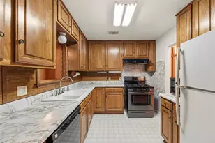 2226 Lamonte Ln, Houston, TX 77018 - Photo 9