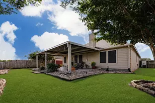 546 Green Meadows Dr, West Columbia, TX 77486 - Photo 25