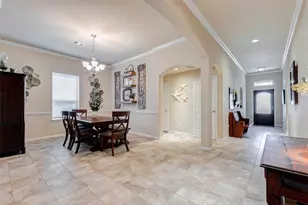 546 Green Meadows Dr, West Columbia, TX 77486 - Photo 5