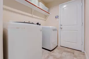 546 Green Meadows Dr, West Columbia, TX 77486 - Photo 23