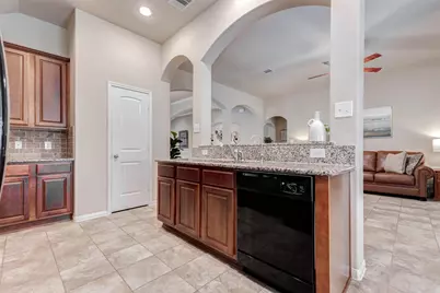 546 Green Meadows Drive, West Columbia, TX 77486 - Photo 11