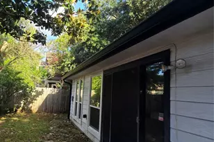 1614 Bradney Dr, Houston, TX 77077 - Photo 19