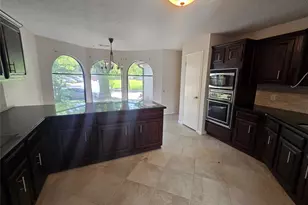 1614 Bradney Dr, Houston, TX 77077 - Photo 5