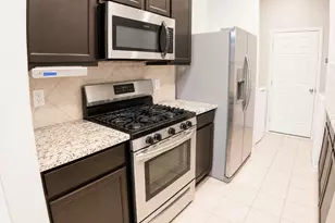 124 Camelot Pl Ct, Conroe, TX 77304 - Photo 7