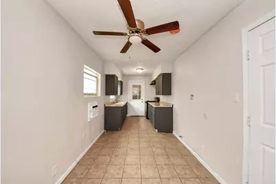 10506 Sierra Drive, Houston, TX 77051 - Photo 9