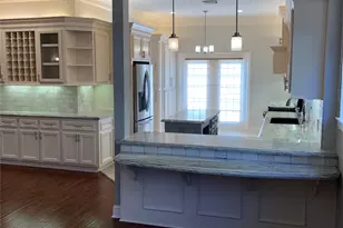 10310 Chevy Chase Dr, Houston, TX 77042 - Photo 9