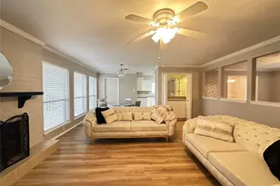 2910 Colonial Dr, Sugar Land, TX 77479 - Photo 7